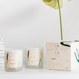 No.4 White Patchouli Cam Mum Medium