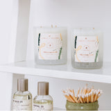 No.4 White Patchouli Cam Mum Medium